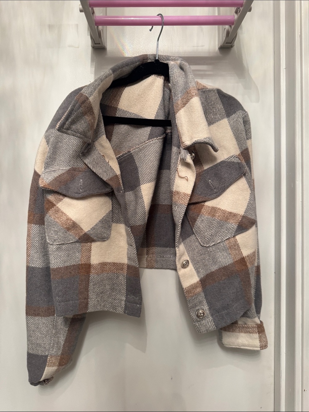 Cropped Plaid Shacket Jacket - Gray, Cream & Brown